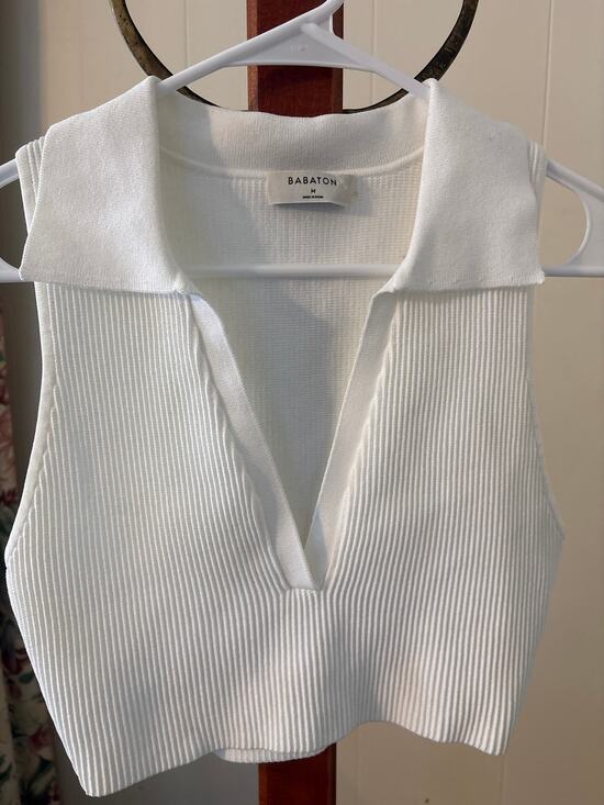 Babaton Tops - Babaton White Ribbed Collared Top Sz Medium NWOT